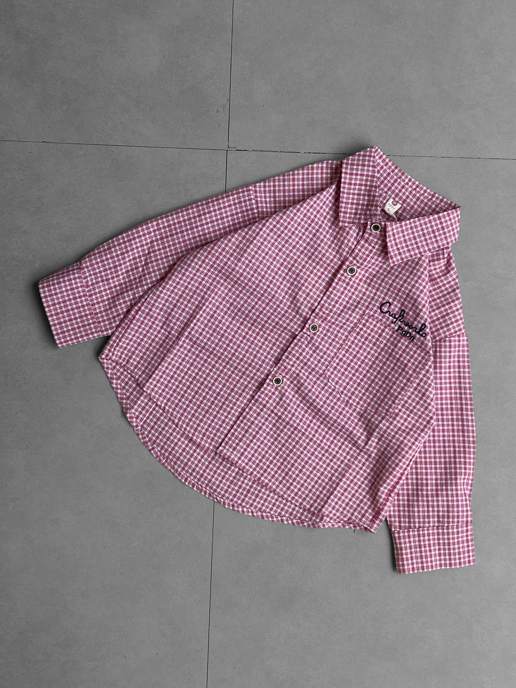 Xinyi Red check 3896