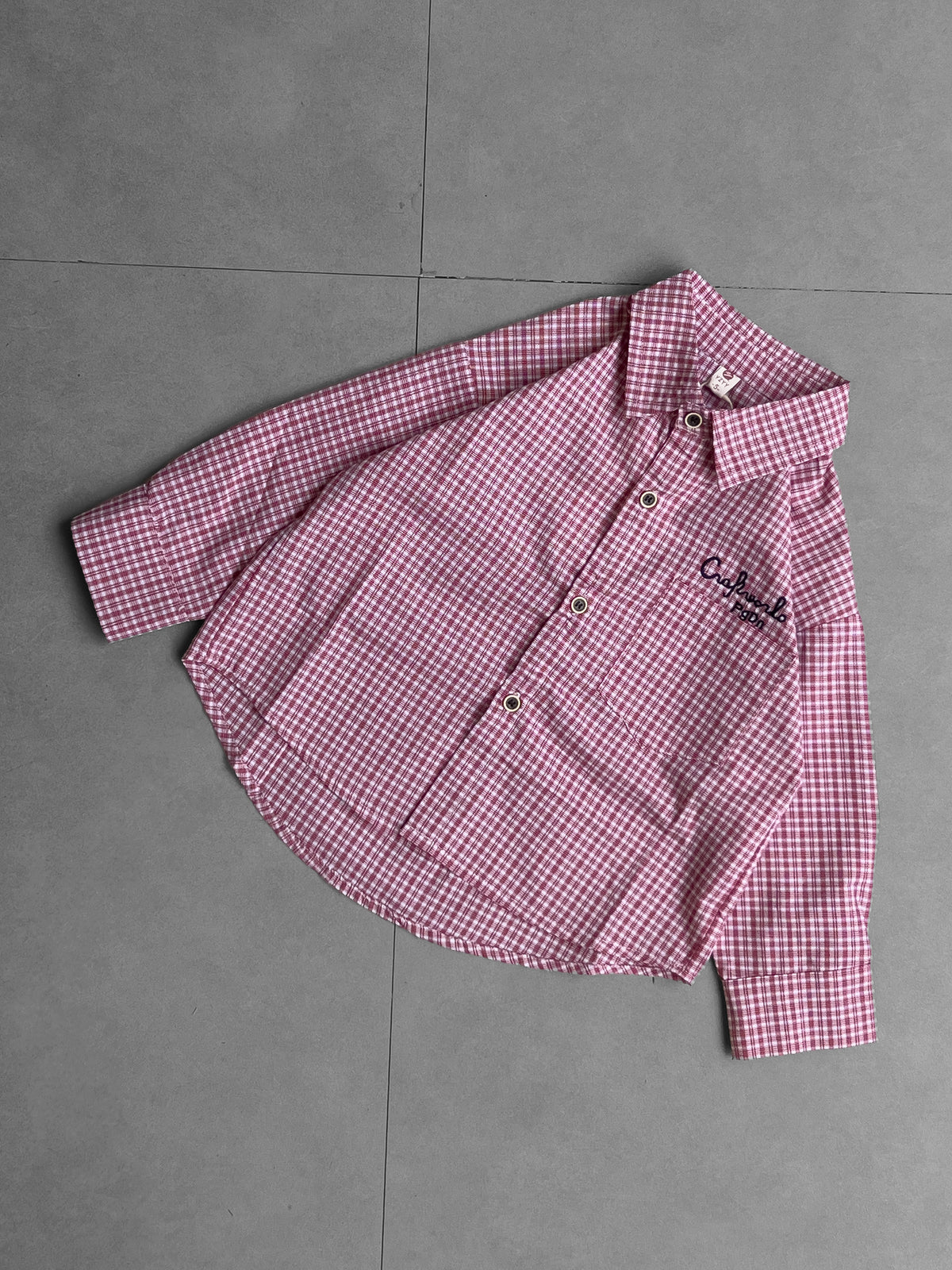 Xinyi Red check 3896