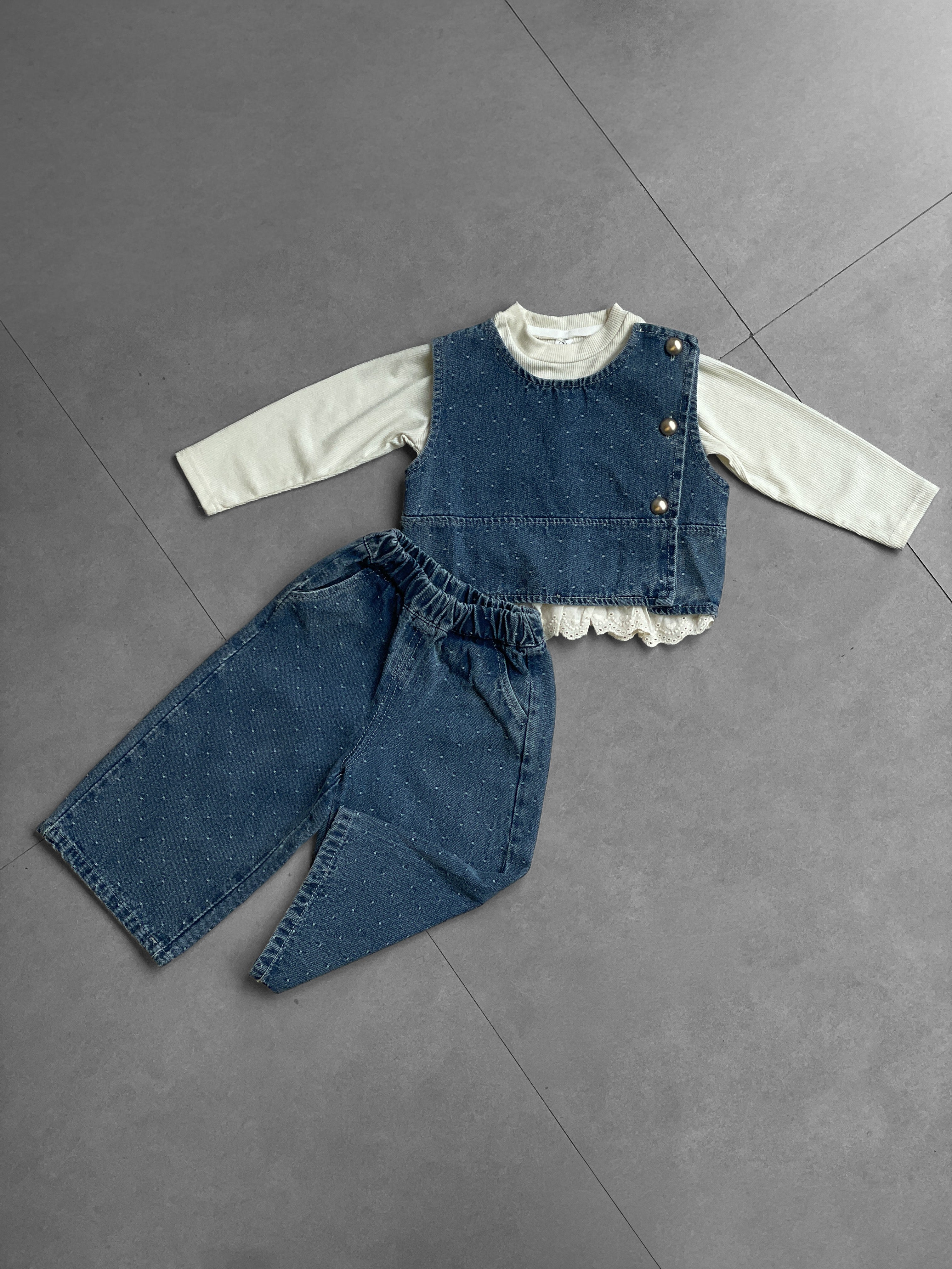 Elsie Bloom 3796