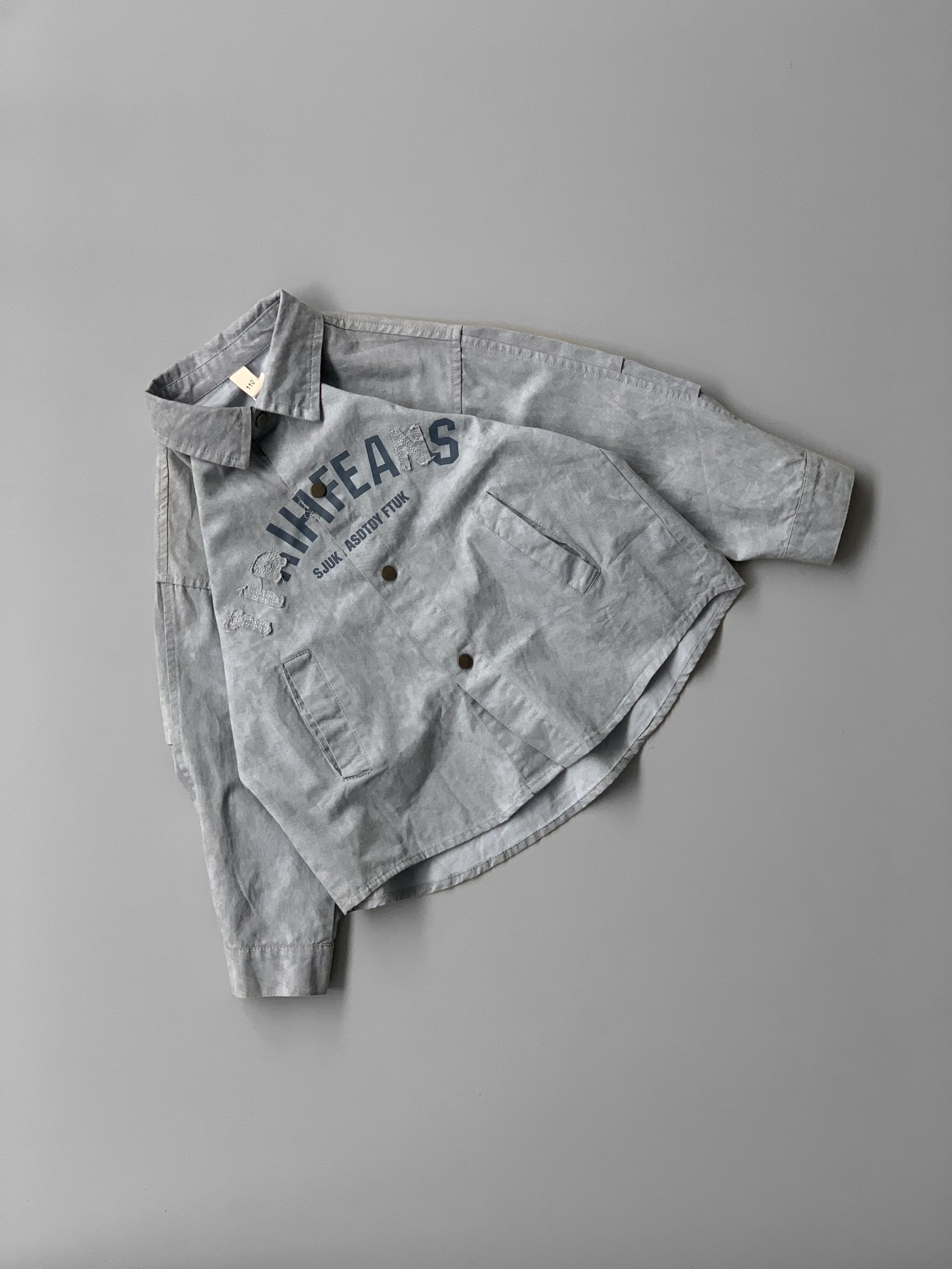 Monochrome shirt
